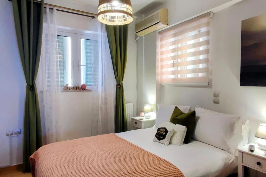 Simply Meraki Gytheian Apt With Panoramic Sea View 기티오 외부 사진